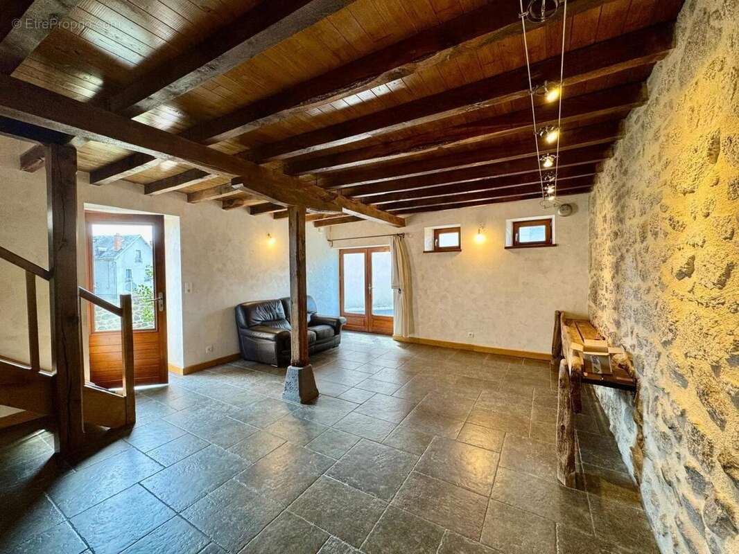 Photo 2 - Maison à MONTEL-DE-GELAT