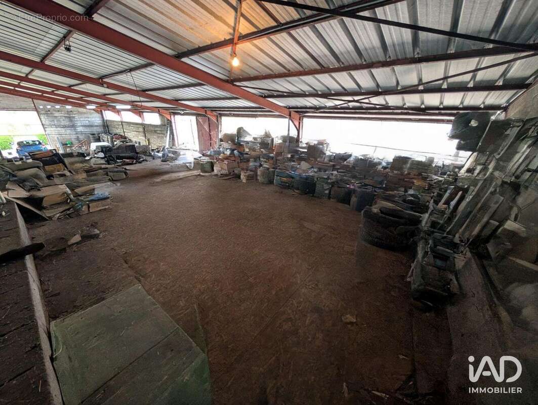 Photo 5 - Commerce à LA VILLE-AUX-CLERCS