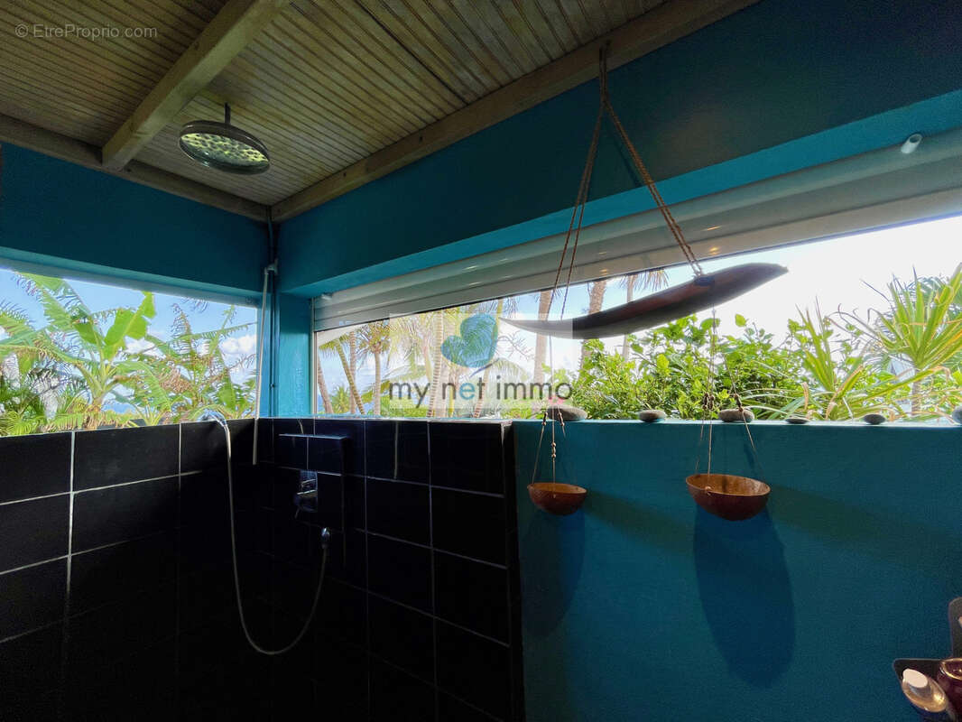 Villa atypique esprit zen 3 ch + mezzanine. Piscine, vue mer. - photo 24