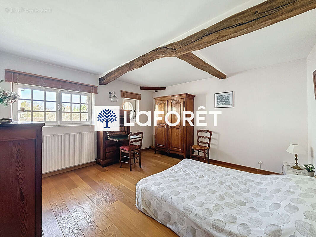 Maison à FEUCHEROLLES