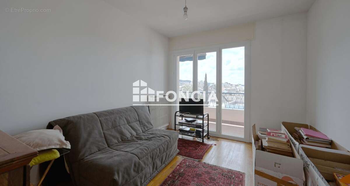 Appartement à BOURGOIN-JALLIEU
