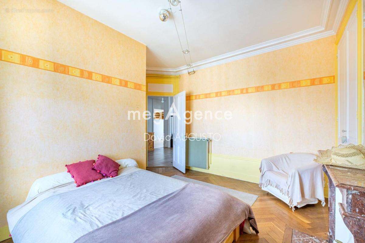 Appartement à VILLEURBANNE