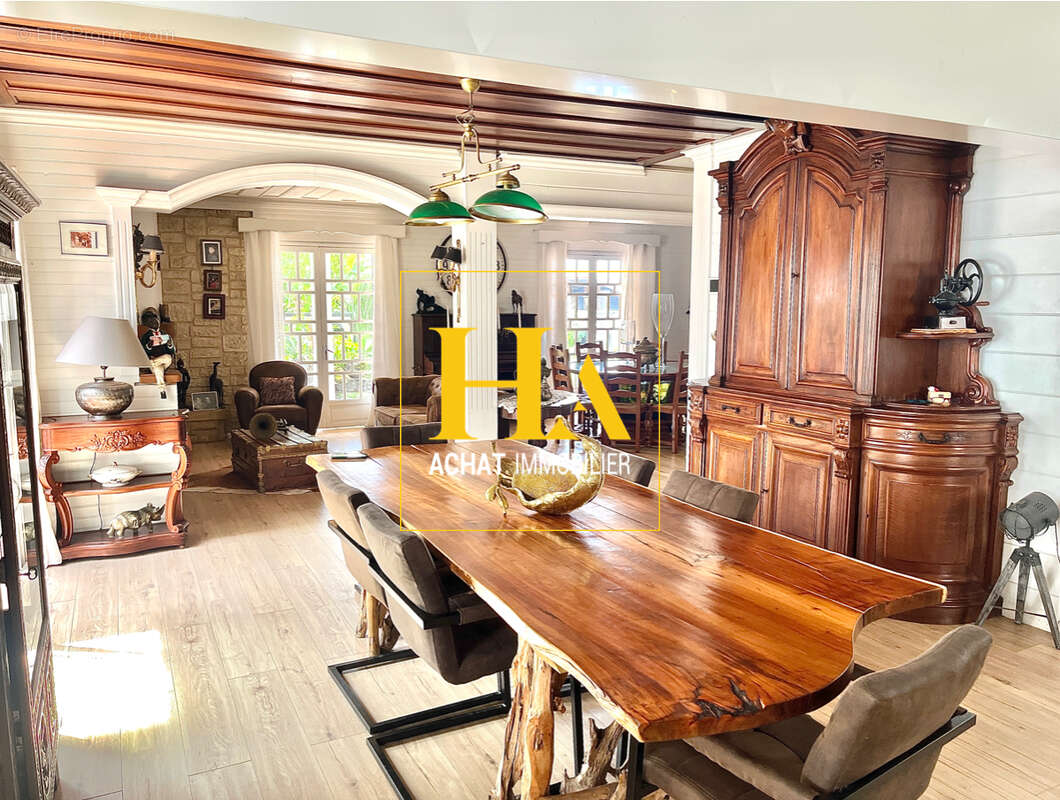 Maison Trois Mares, dépendance, 250 m2 - photo 3