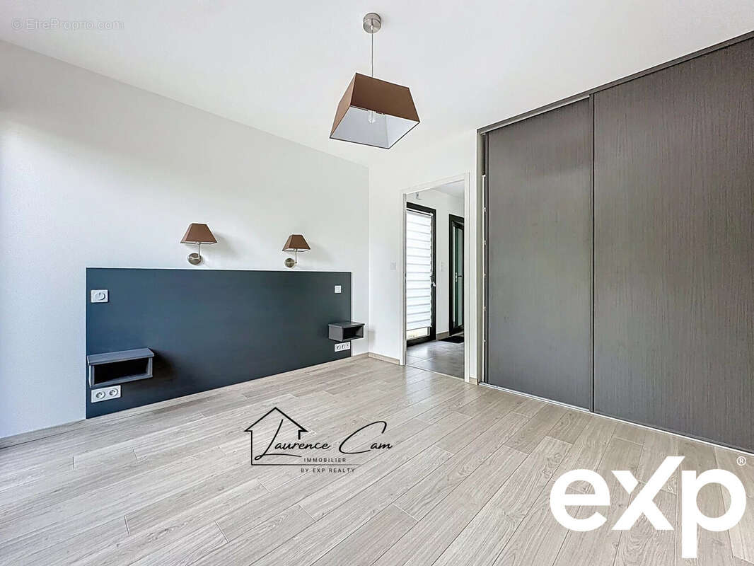 Maison à PLOUGUERNEAU