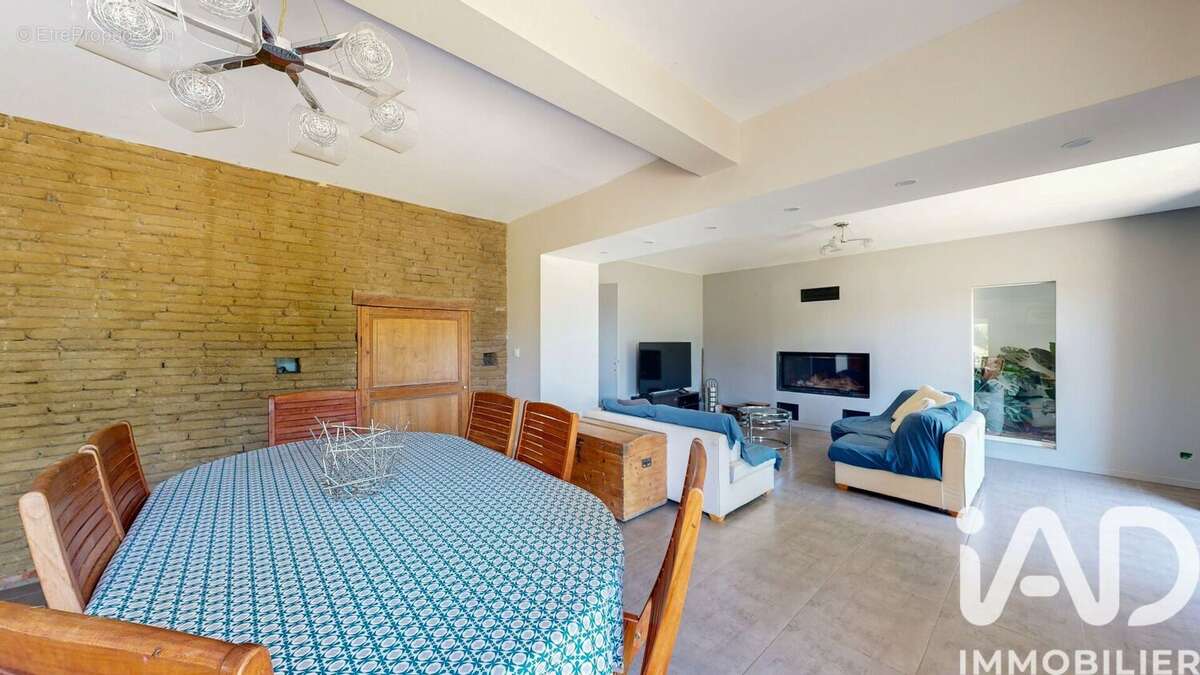 Maison 180 m² à Roqueseriere  - photo 3