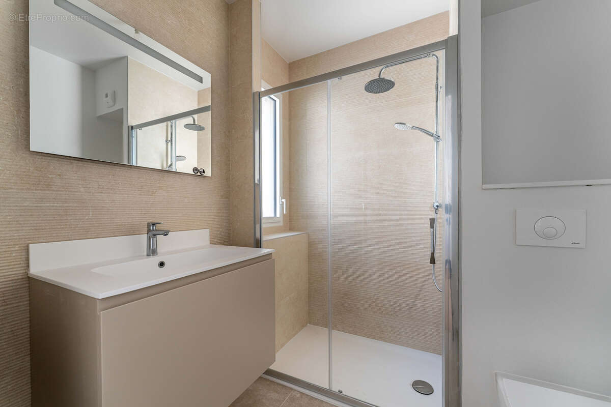 Appartement à SAINTE-FOY-LES-LYON