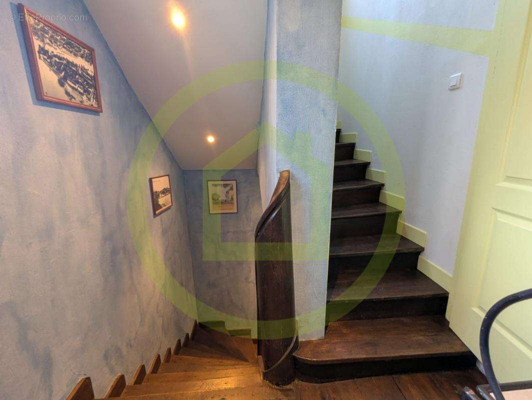 Maison à VERDUN-SUR-LE-DOUBS