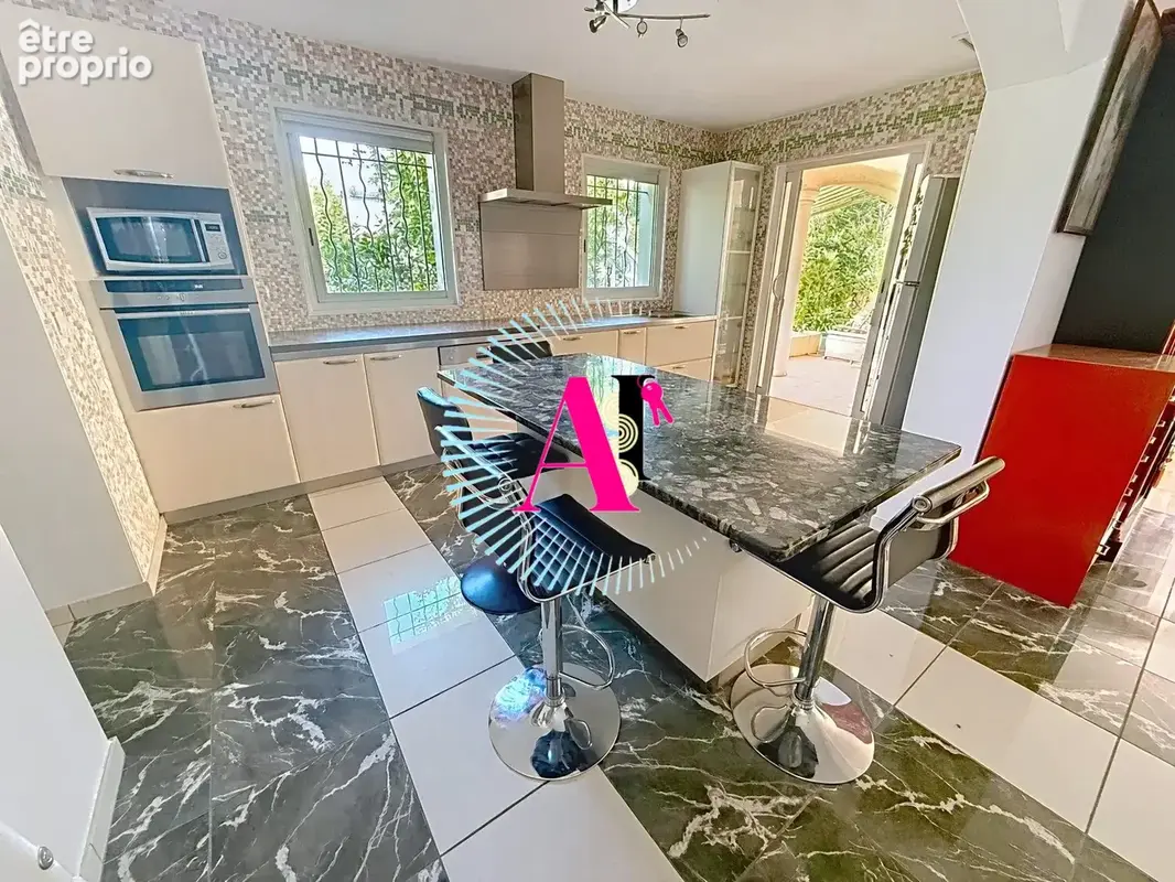 Maison 6 pièces 196 m² à vendre à Chateauneuf-Grasse (06740) - photo 8
