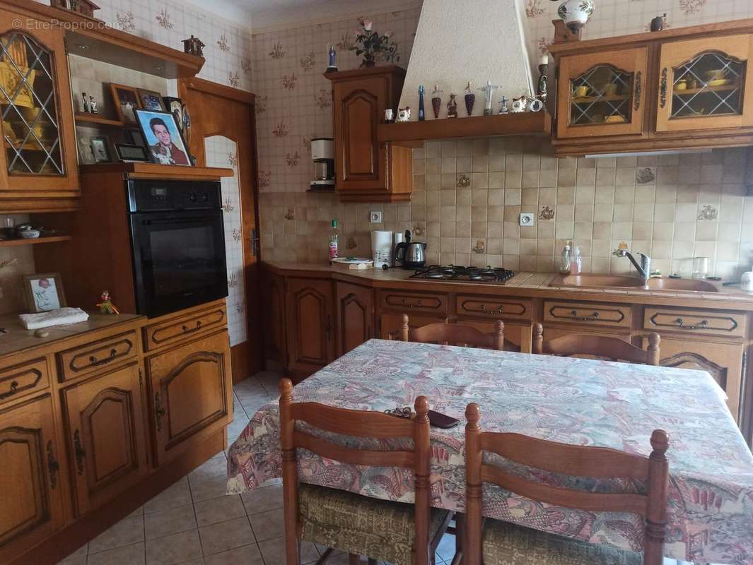 Maison à SAINT-SAMSON-SUR-RANCE