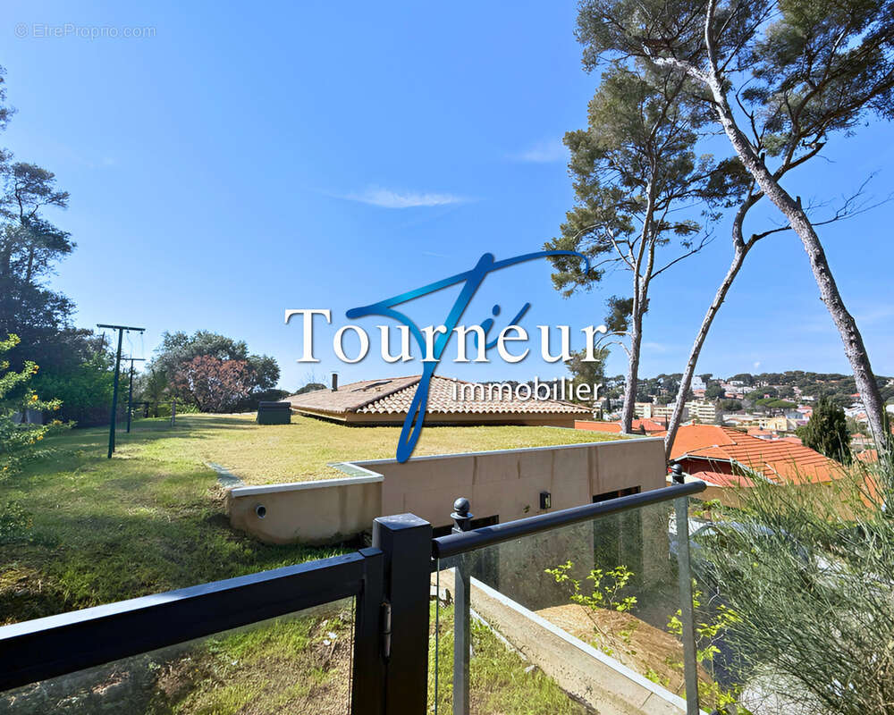 Maison à SANARY-SUR-MER