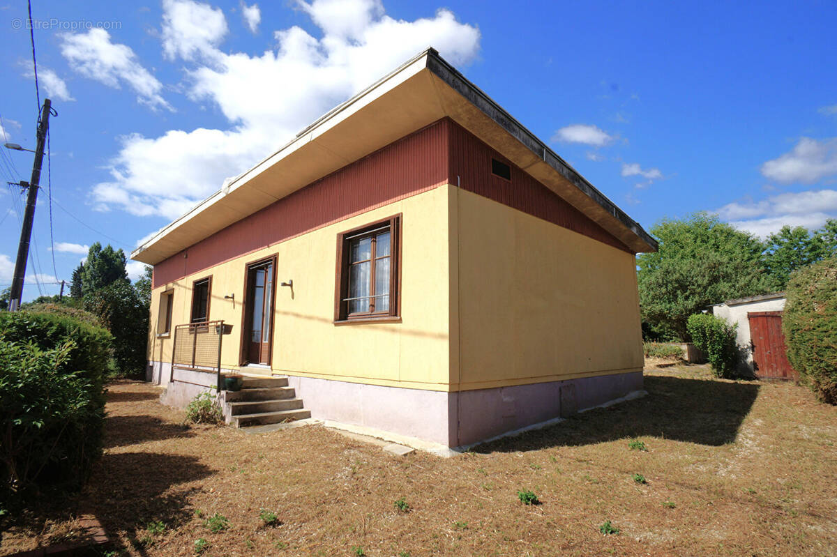 Maison à CHICHERY