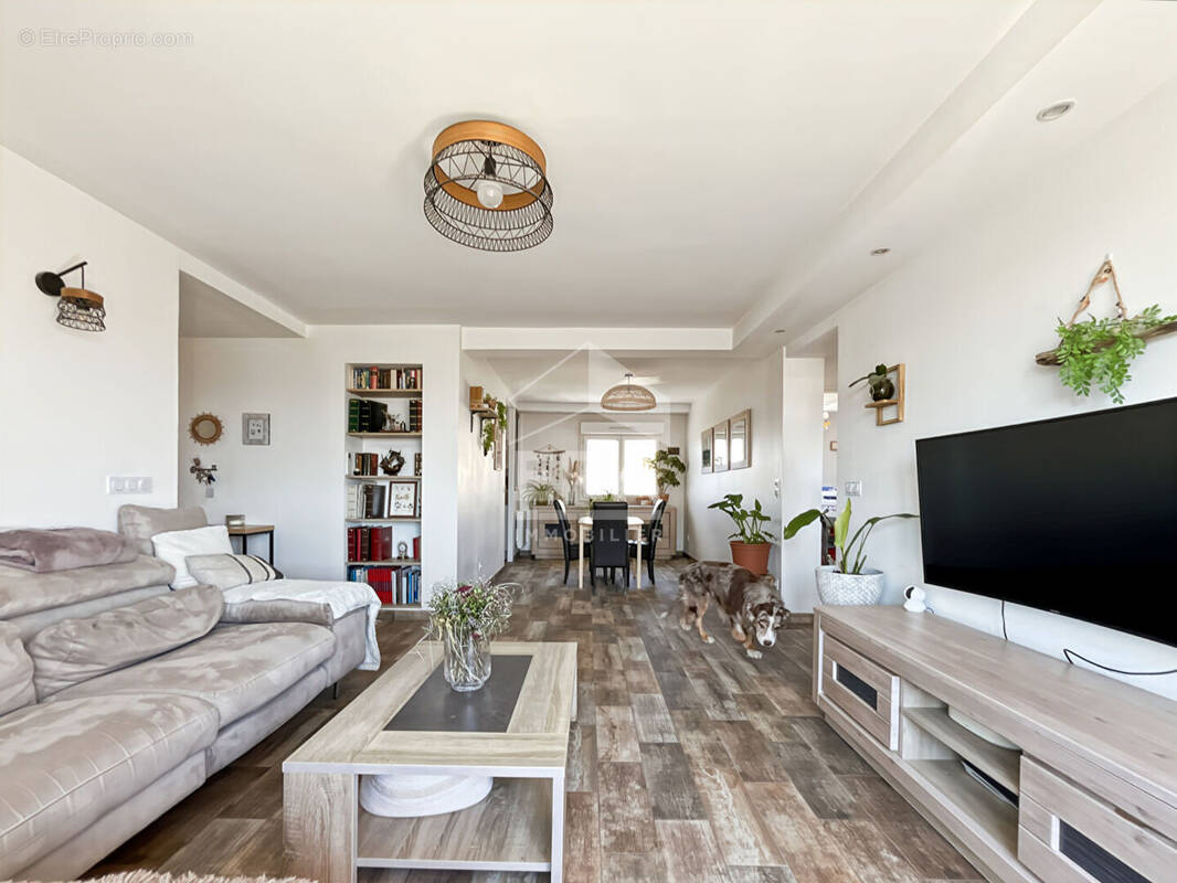 Appartement à MARSEILLE-12E