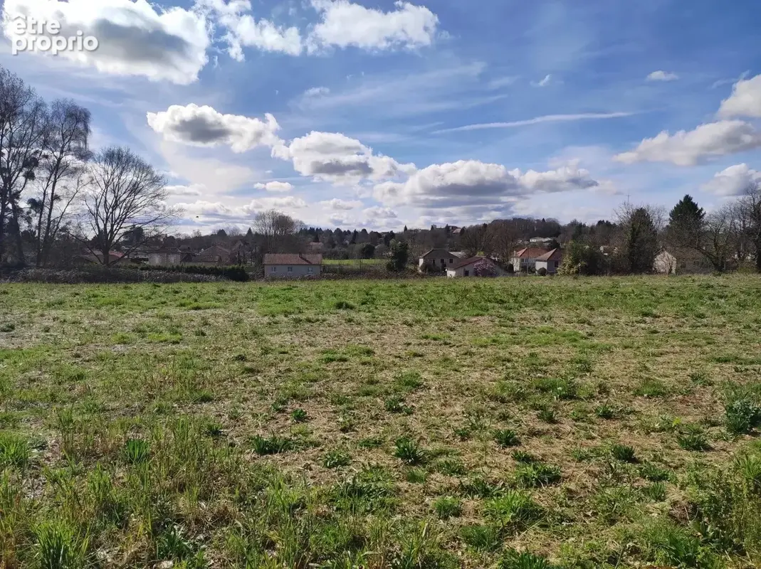 Terrain plat constructible 3000m2 - photo 5