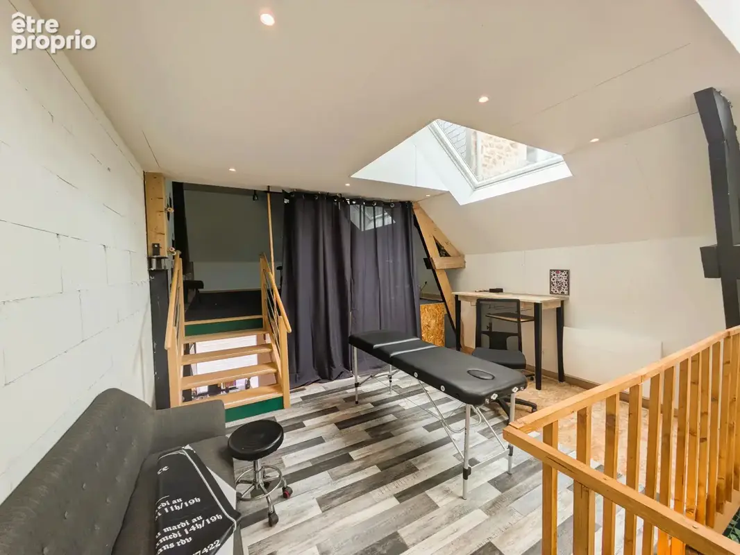 A VENDRE Local commercial 105 m2 - photo 3