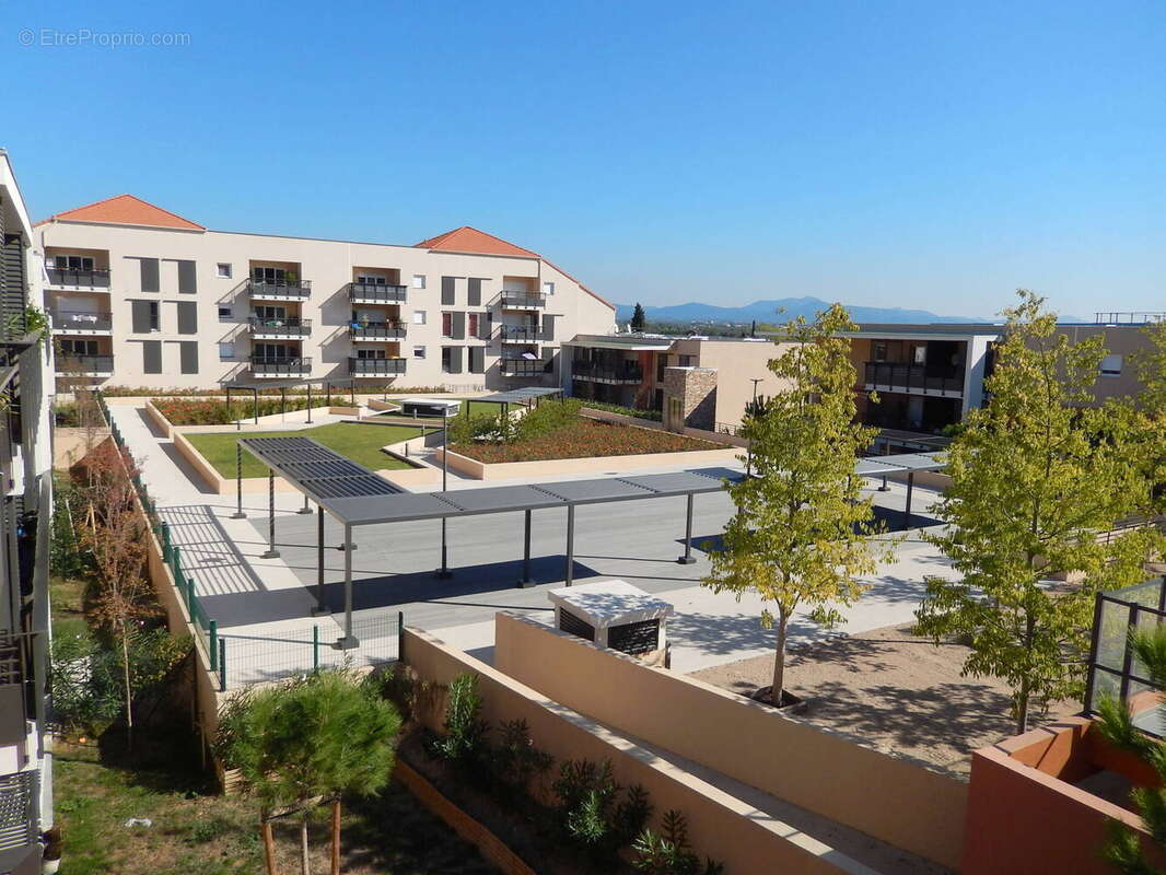 Appartement à ROQUEBRUNE-SUR-ARGENS