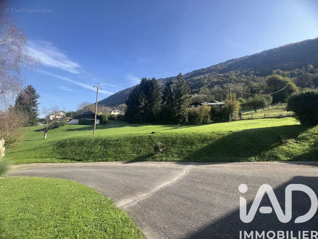 Terrain 1000 m² à Villard-Leger  - photo 3