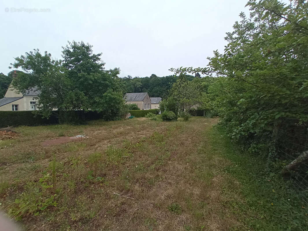 Terrain à MONTOIRE-SUR-LE-LOIR