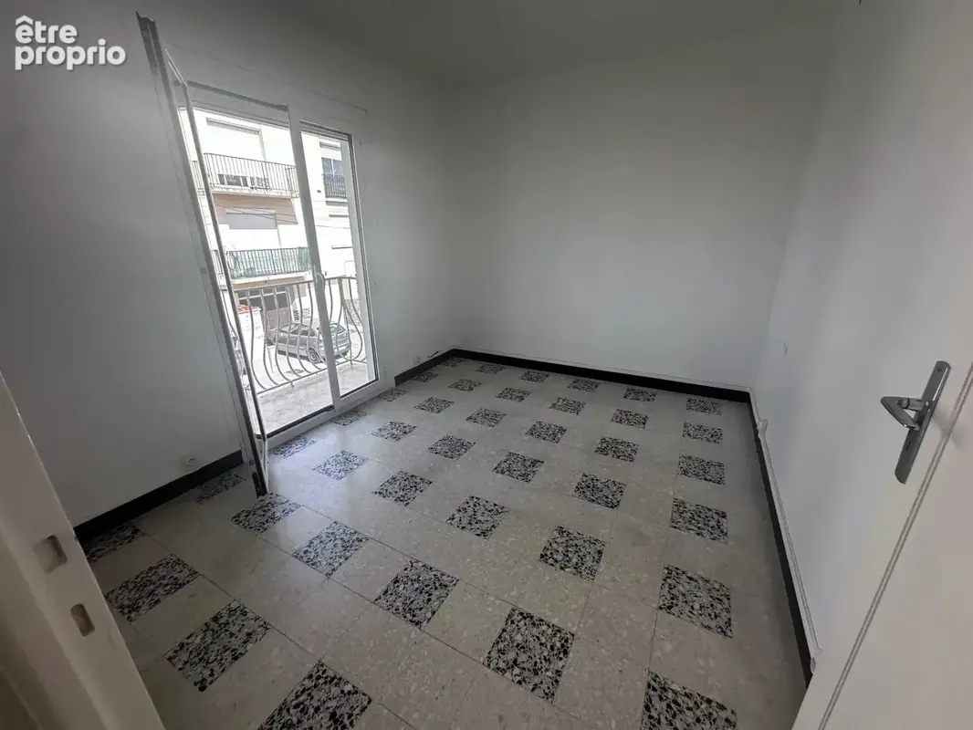 Appartement F3 de 82 m2, premier étage sur 2, jardin, garage - photo 6