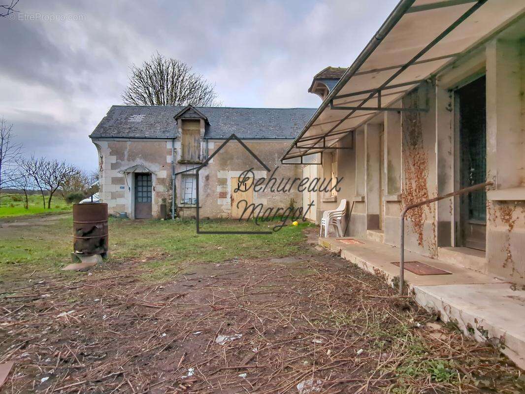 Maison 95 m² à Blere  - photo 2