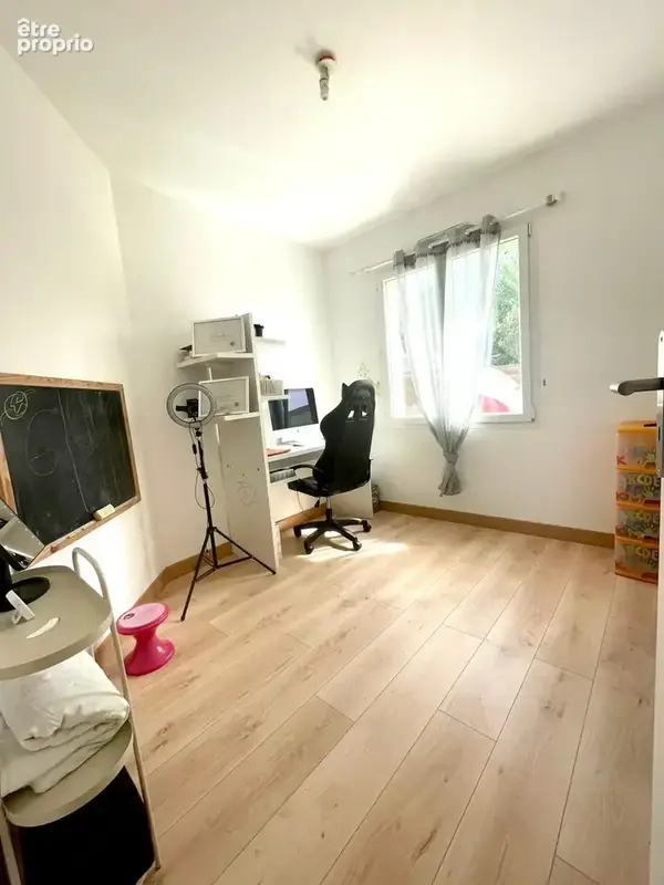 CHAUMES EN RETZ - Maison de plain-pied 149 m2   Calme, espace et confort - photo 10