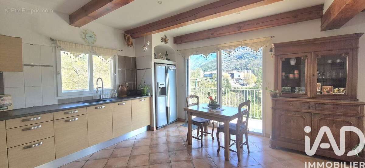 Maison 160 m² à Sumene  - photo 8