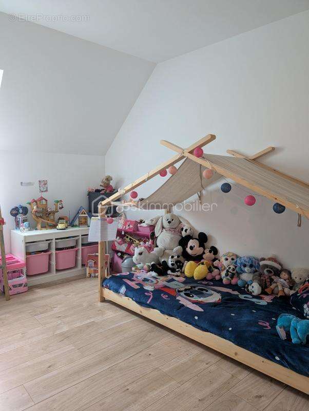 Maison à MARLES-EN-BRIE