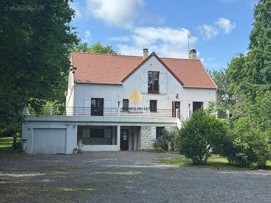 Appartement à GOUVIEUX