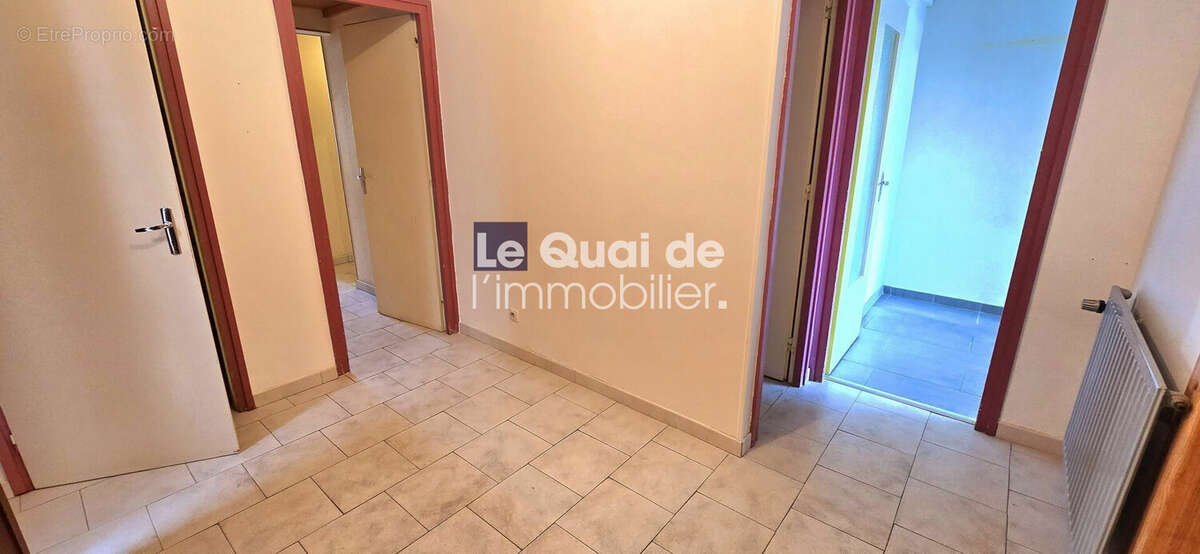 Appartement à POISAT