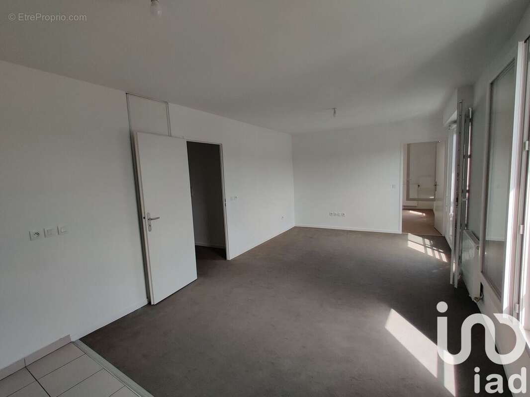 Photo 3 - Appartement à NEUILLY-SUR-MARNE