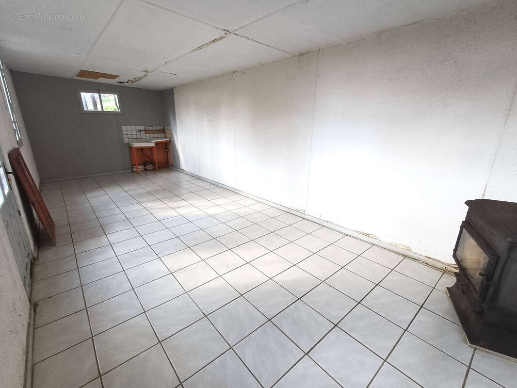 Terrain à SAINT-GEORGES-LAGRICOL