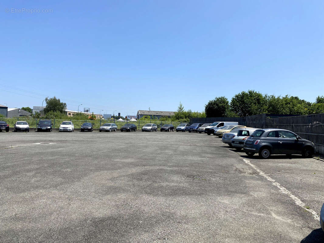 Photo 6 - Commerce à LONS