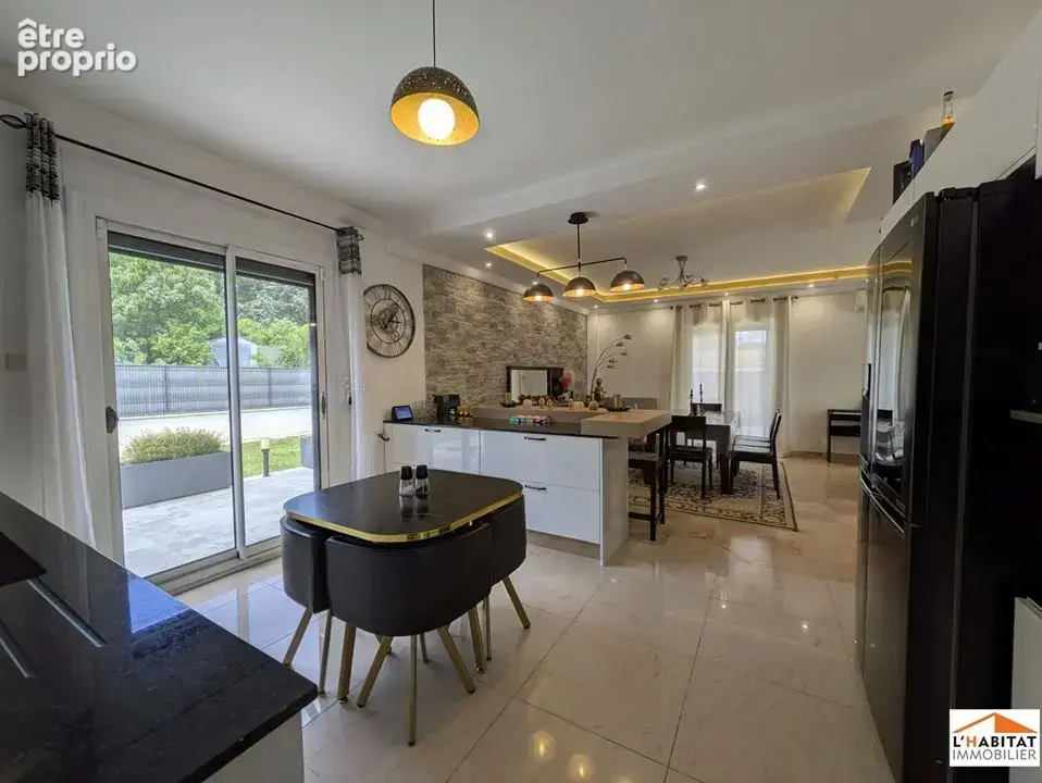 Maison 6 pièces 188 m² à vendre à Plaisance-Du-Touch (31830) - photo 5