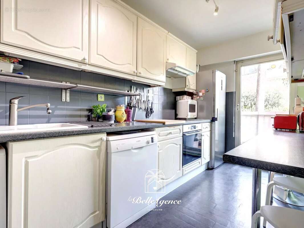 Nice Cimiez 4/5P 102m² - Fort potentiel - "Marie Ange" - photo 4
