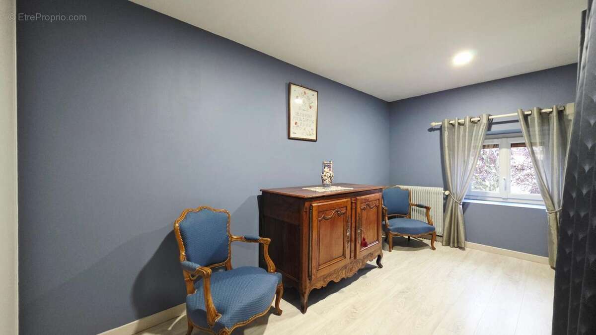 Maison à SAINT-DOULCHARD