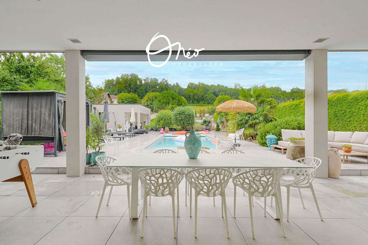 Coeur village - Villa contemporaine de 282 m2 - photo 4