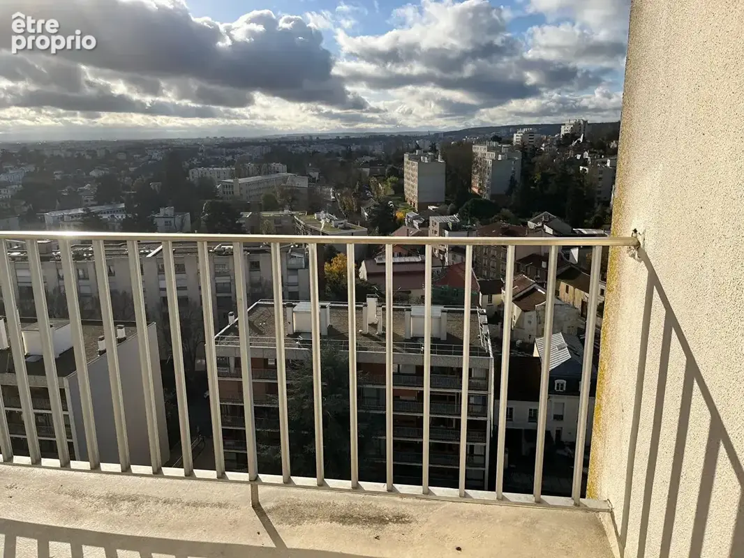Appartement Fontenay Aux Roses 5 pièce(s) 100.47 m2 avec Balcons, Box et Cave - photo 4