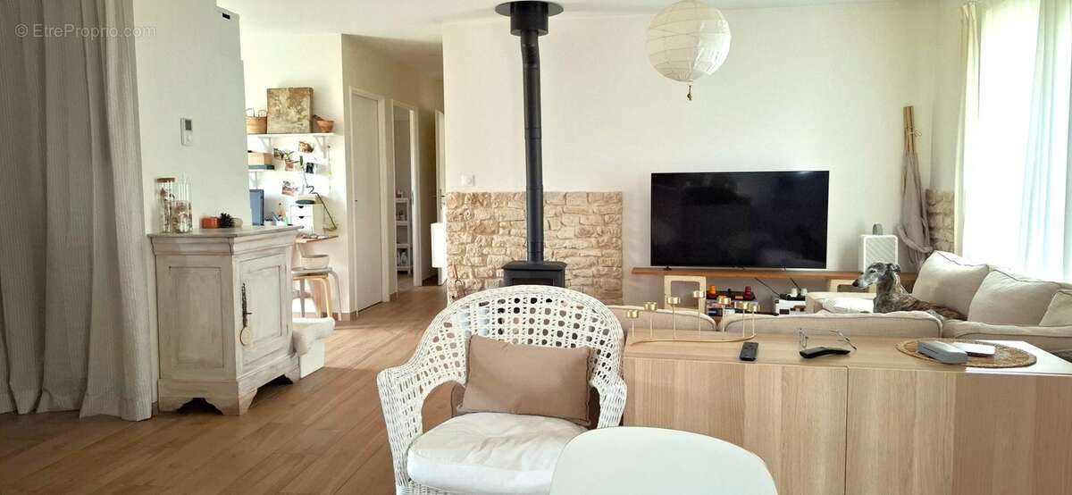 Périgord : Maison 2018, 7 pièces VALOJOULX (24) - photo 4