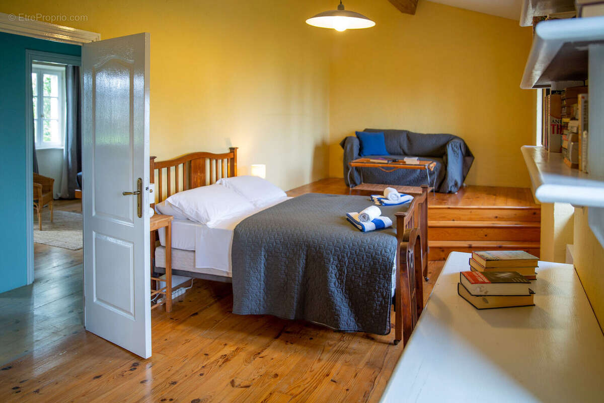 bedroom - Maison à MONTREAL