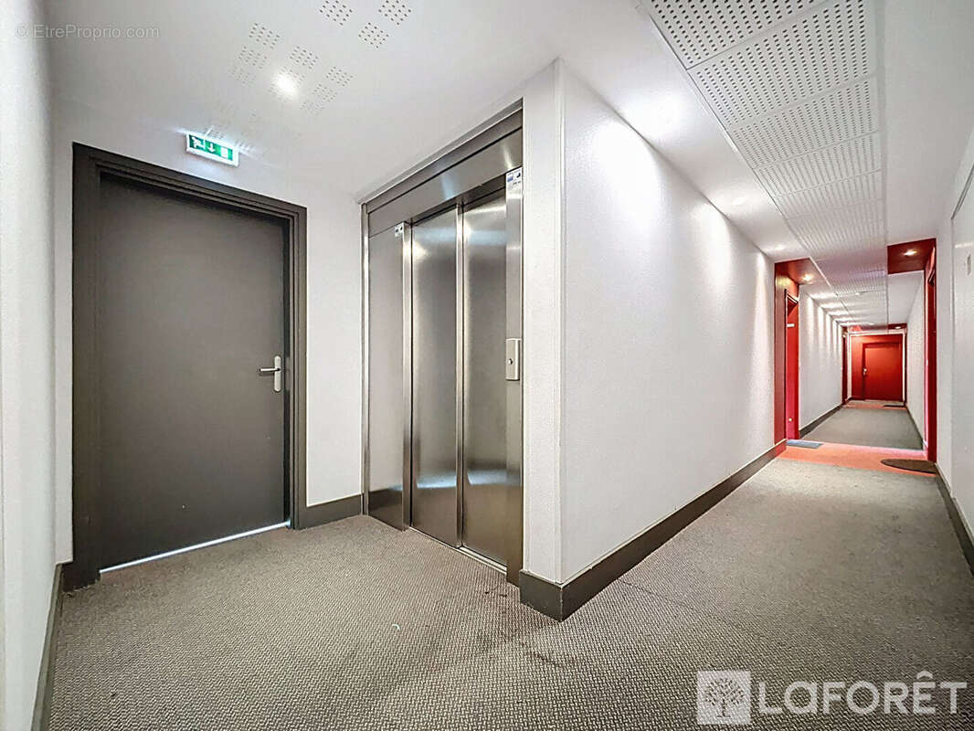 Appartement à LA CHAPELLE-D&#039;ARMENTIERES