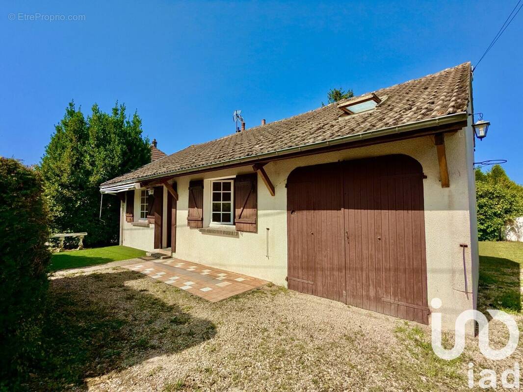 Photo 1 - Maison à COURGENAY