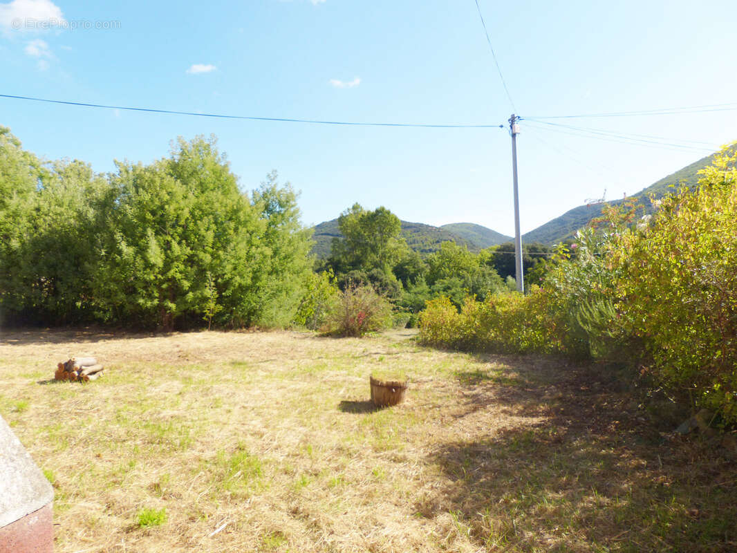 Maison à SAINT-ETIENNE-D'ALBAGNAN