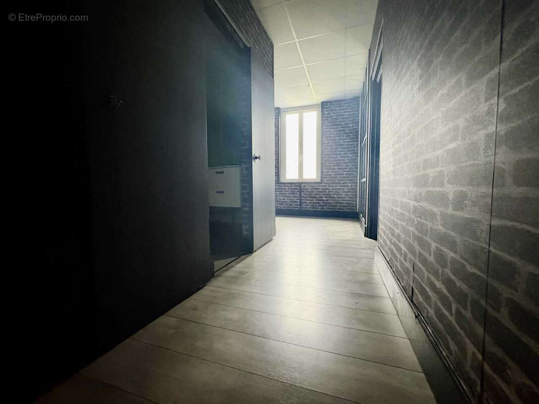 Maison à SAINS-RICHAUMONT