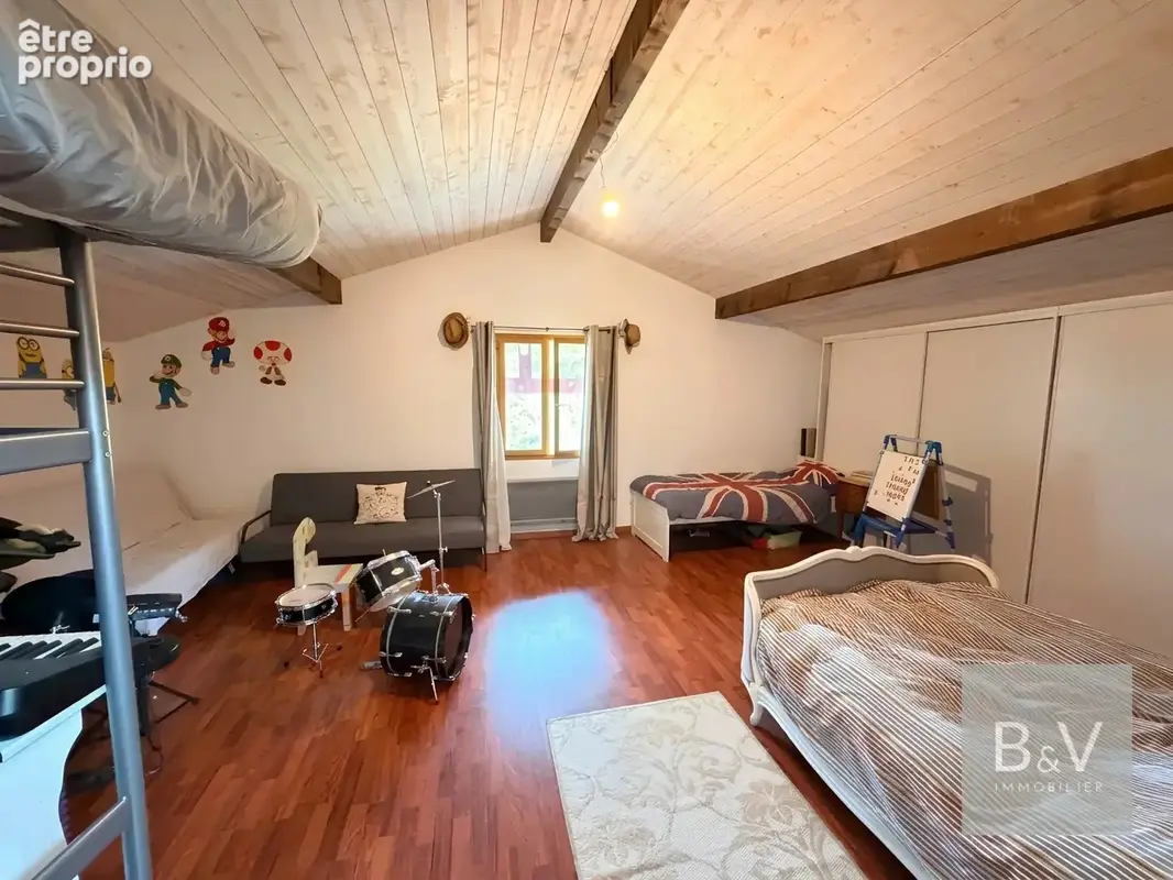 Maison familiale T7 – 6 chambres – Terrain de 5 686 m² – T2 indépendant - photo 8
