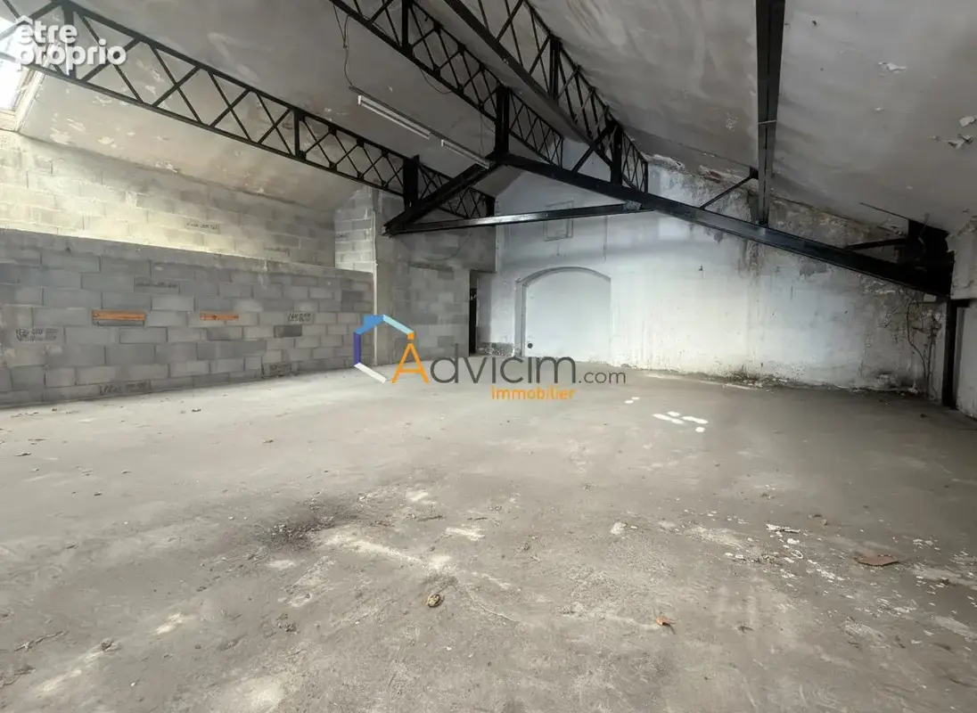 Appartement 1 pièce 200 m² à vendre à Saint-Chamond (42400) - photo 3