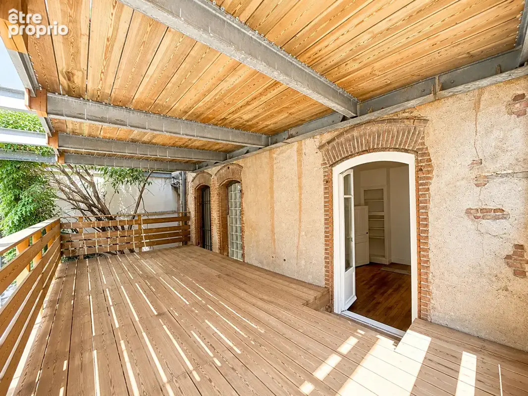 TOULOUSE - Les Chalets- Bureaux de 95.4m² avec cave et terrasse de 20.3 m² - photo 4