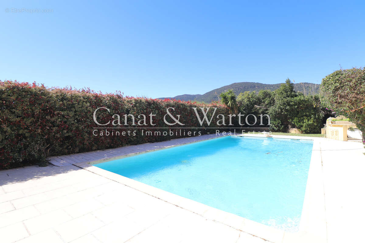 Maison à CAVALAIRE-SUR-MER