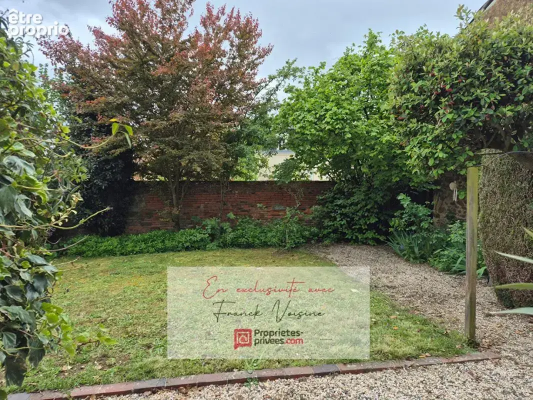 A VENDRE en EXCLUSIVITE au Boupère, centre bourg, maison de 109 m2 avec 4 chambres et 1 bureau sur une parcelle de 291 m2 - photo 12