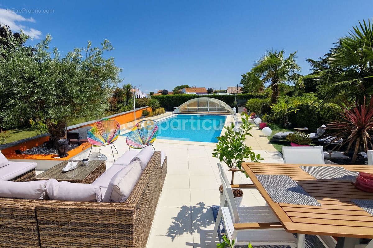 Maison à SAINT-MICHEL-EN-L'HERM