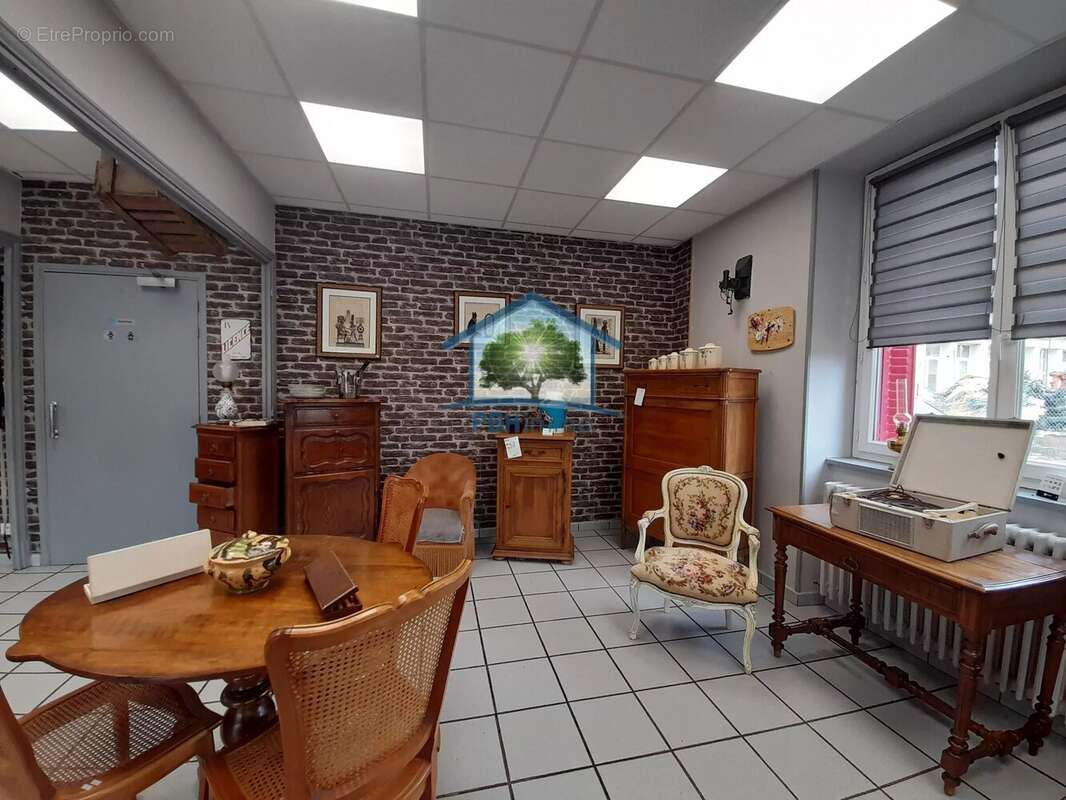 Bar - snacking - depot vente - point relais - photo 4