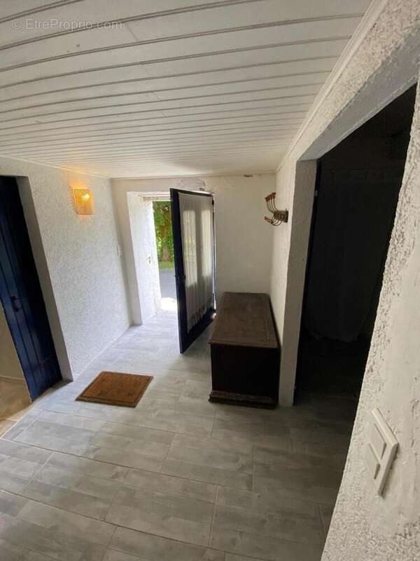 Maison 100 m² à Cregols  - photo 3